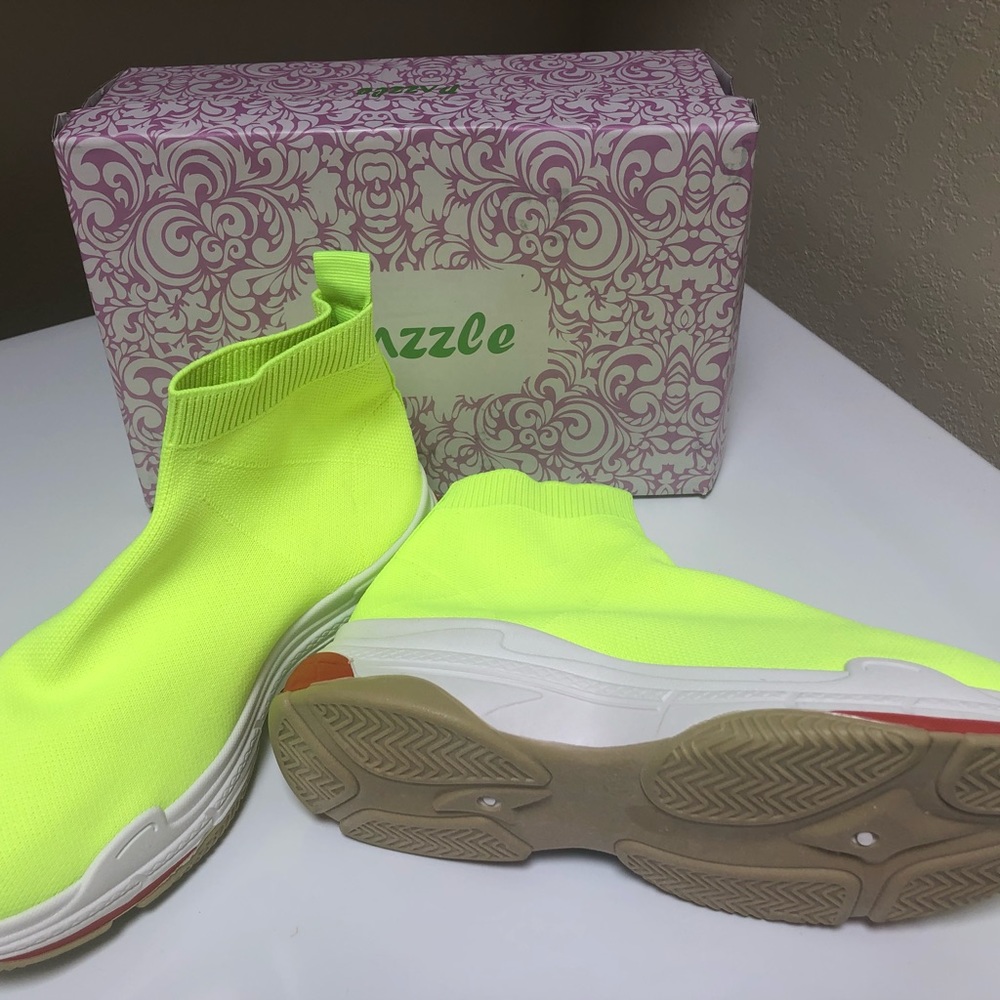 New Socks Shoes in a Box Shoe Sock